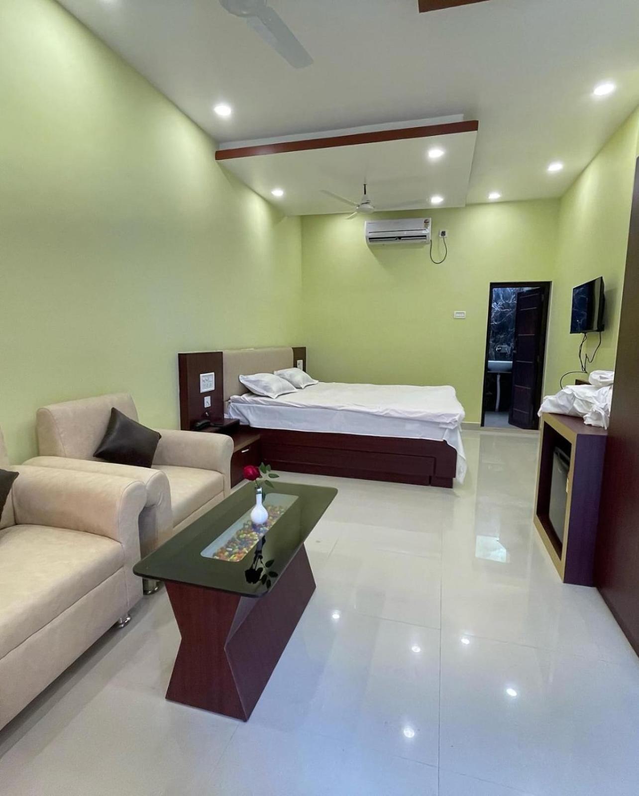 Golden View Resort And Restaurant Tajpur Kültér fotó