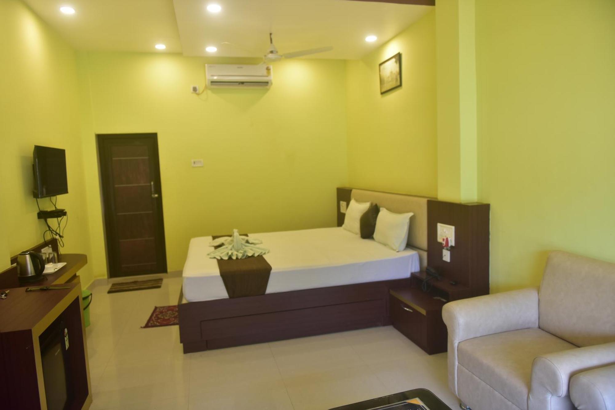 Golden View Resort And Restaurant Tajpur Kültér fotó